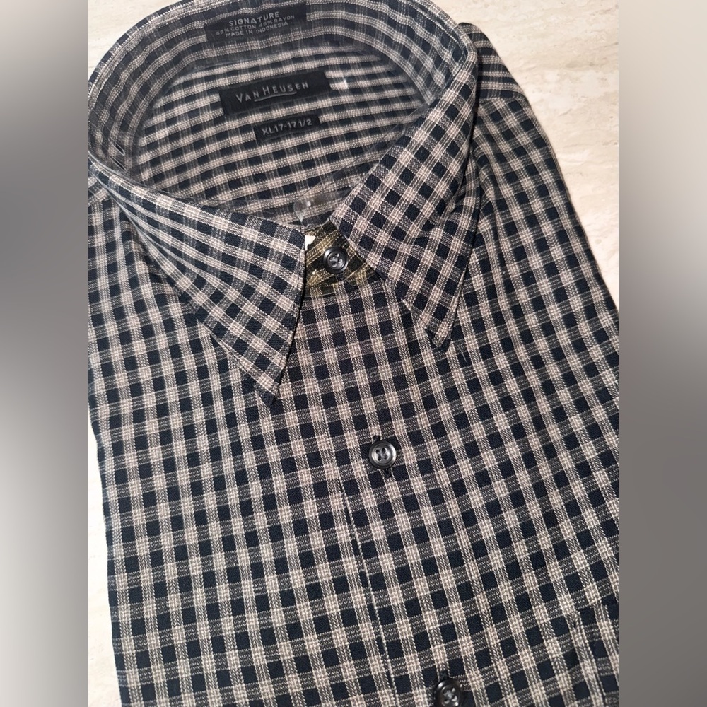 Van Heusen Men's Plaid Shirt